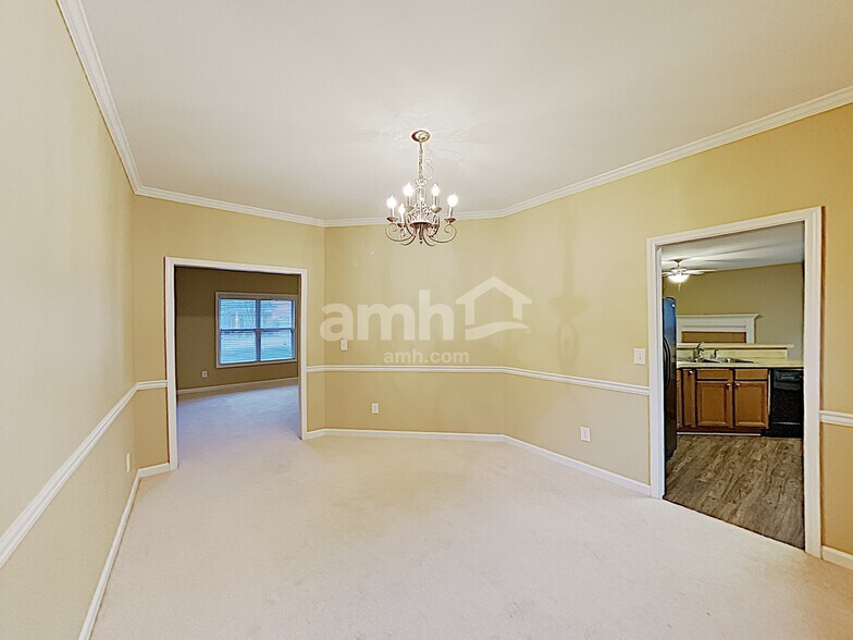 Building Photo - 492 Winter Haven Ln