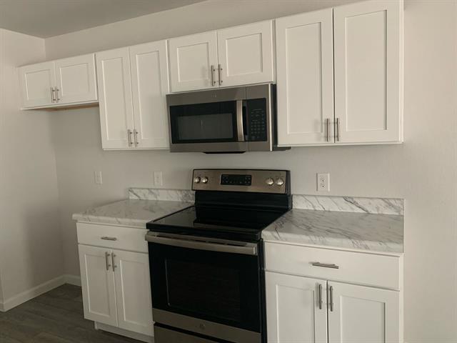 Building Photo - 7333 Tin Star Dr