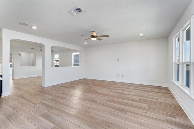 Building Photo - 8007 Marigny Wy