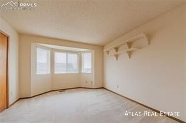 Building Photo - 8407 Wilmington Dr