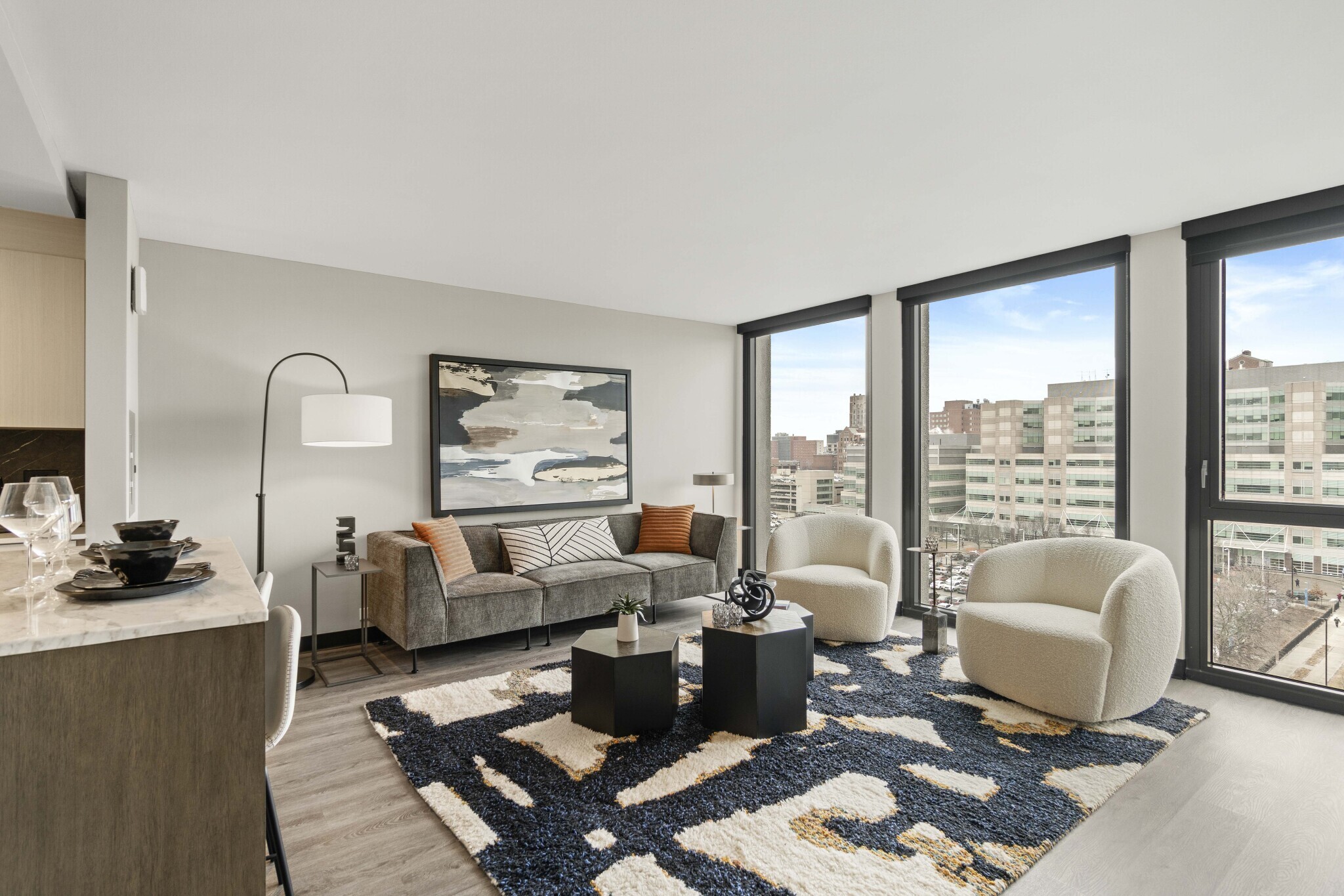 Building Photo - 1912 W Ogden Ave