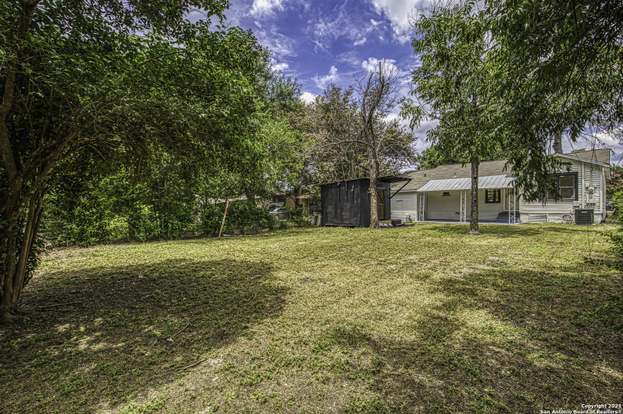 Building Photo - 1110 Clower-