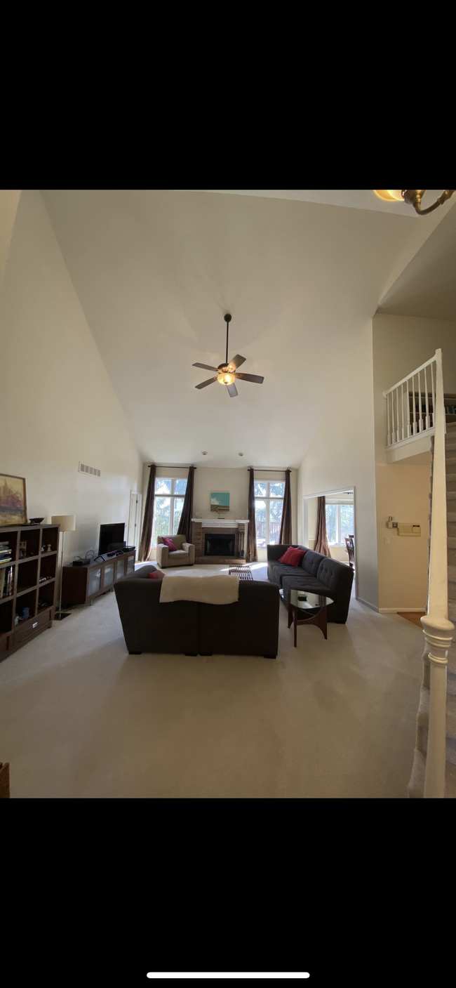 Building Photo - 2914 Leslie Park Cir