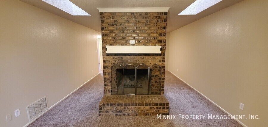 Building Photo - 1301 80th St