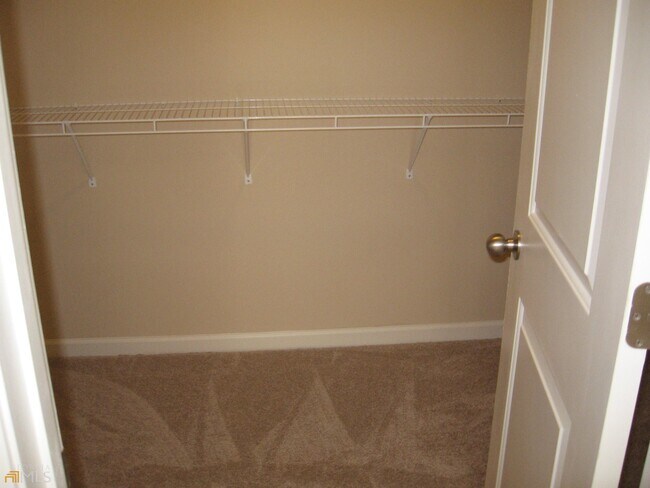 Building Photo - 4955 Ducote Trail