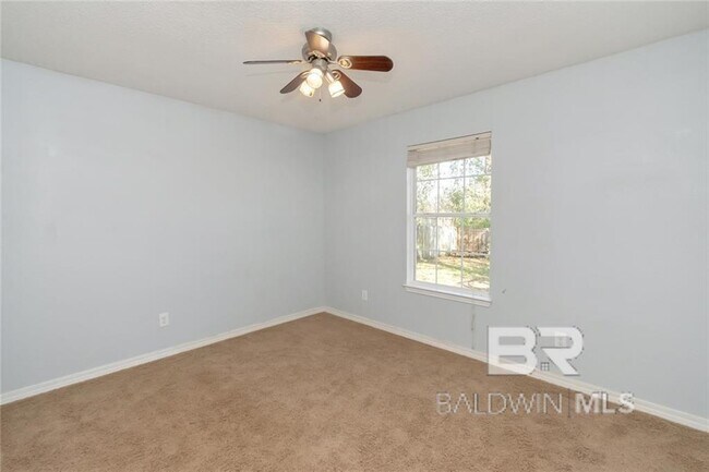 Building Photo - 30894 Pinyon Dr