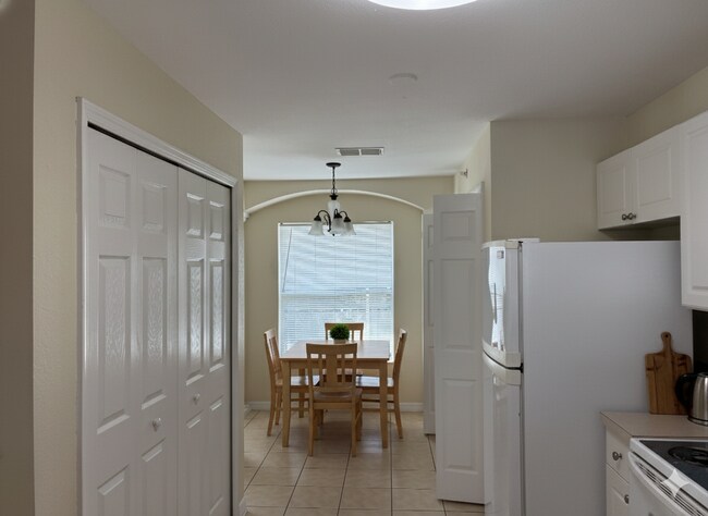Building Photo - 2607 Emerald Lake Ct