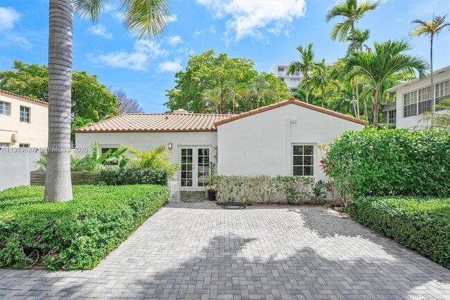 Building Photo - 1024 Lenox Ave.