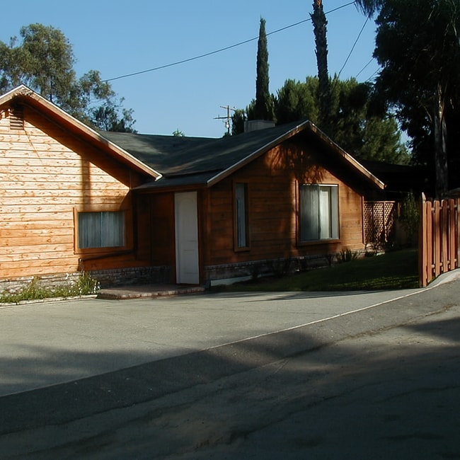 Building Photo - 23162 Smith Rd