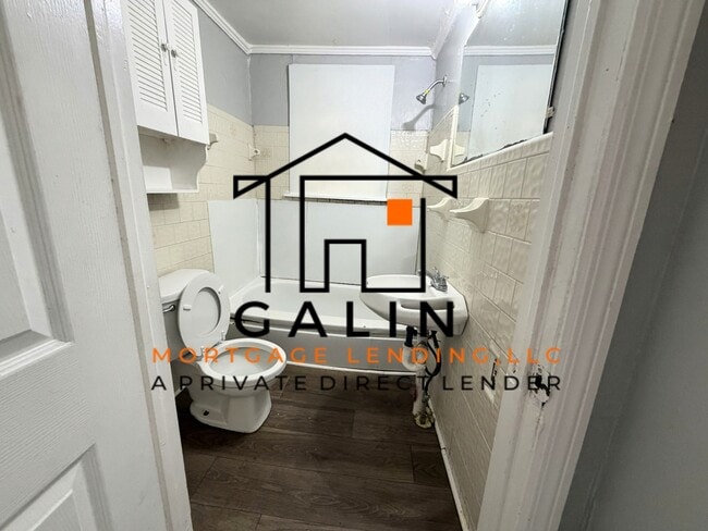 Building Photo - 3206 Caithness St