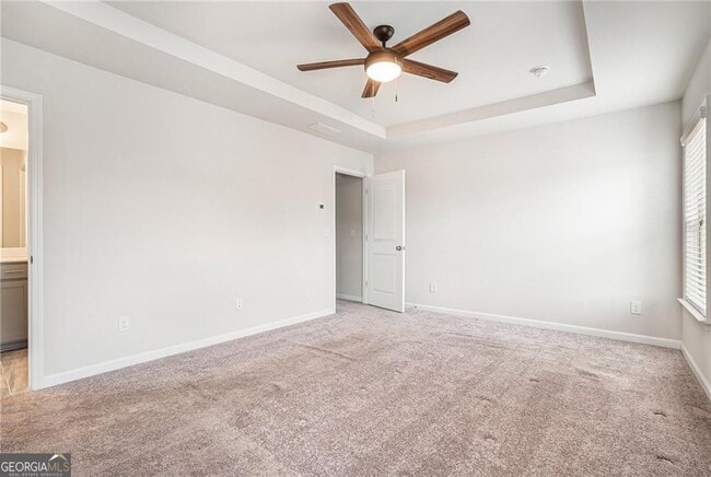 Building Photo - 3320 Reagan Way