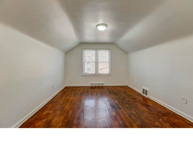 Building Photo - 6010 Oldtown St