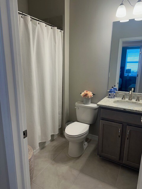 Building Photo - 1126 S Town and River Dr