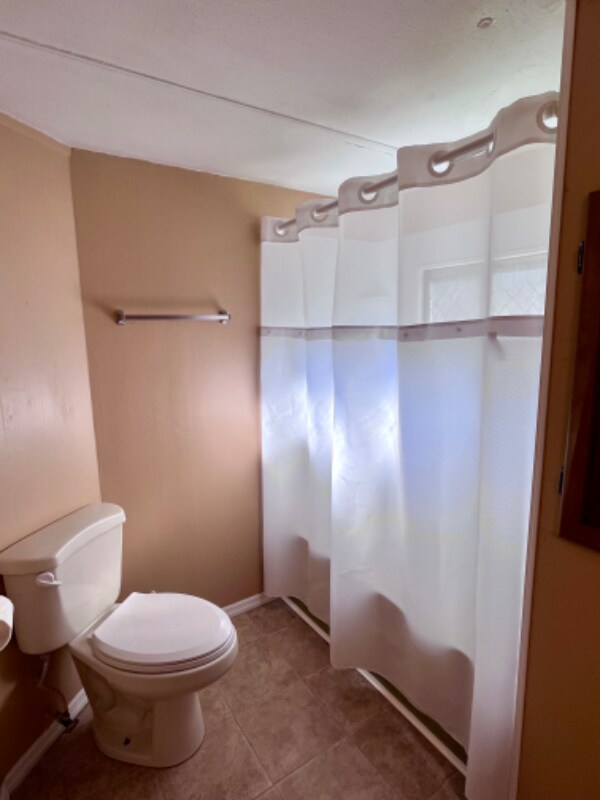 Building Photo - 106 Oleander Dr