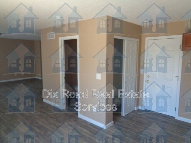 Building Photo - 232 Timber Hill Dr