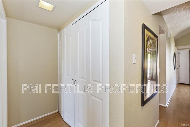 Building Photo - 7175 Summerfield Pl