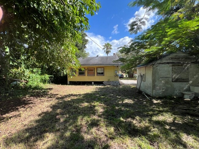 Building Photo - 2411 Edison Ave