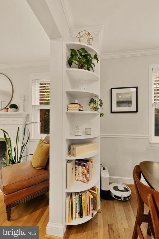 Building Photo - 11612 Galt Ave