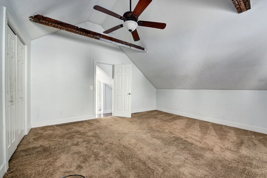 master bedroom - 3117 Hancock Ave