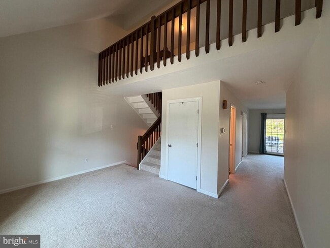 Building Photo - 5404 Doral Dr