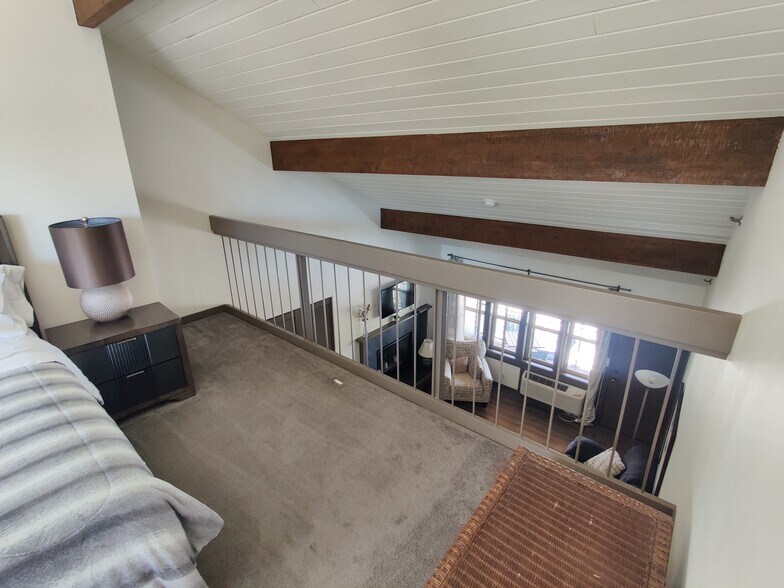 Loft bedroom - 18575 SW Century Dr