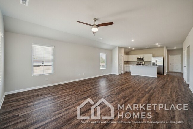 Building Photo - 4022 Ryan Dr SW