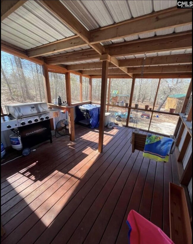 Building Photo - 610 Crystal Springs Dr