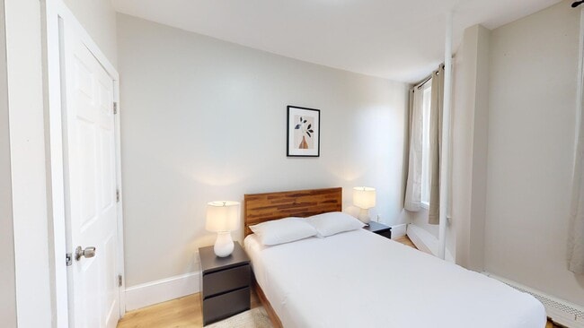 Building Photo - 1682 Commonwealth Ave