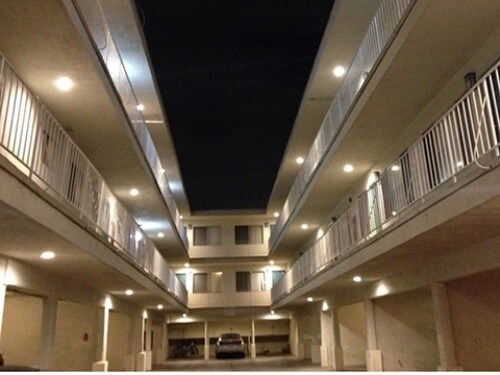Building Photo - West View Apartments