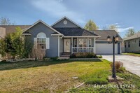 Building Photo - 308 53rd Ave