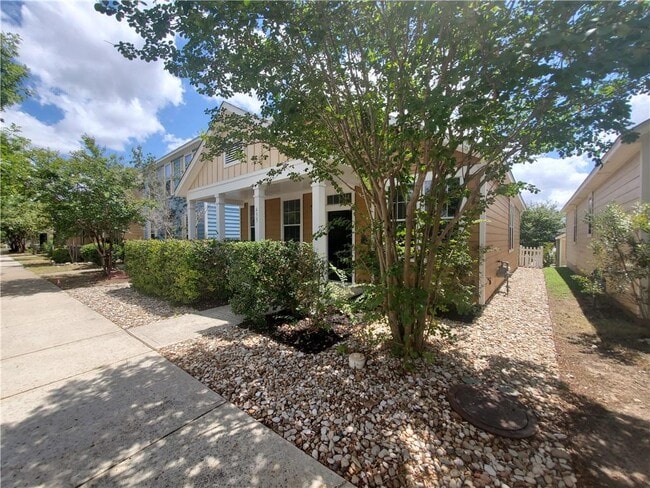 Building Photo - 435 McGarity