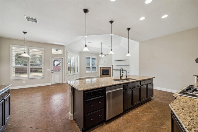 Building Photo - 5902 Chatham Cove