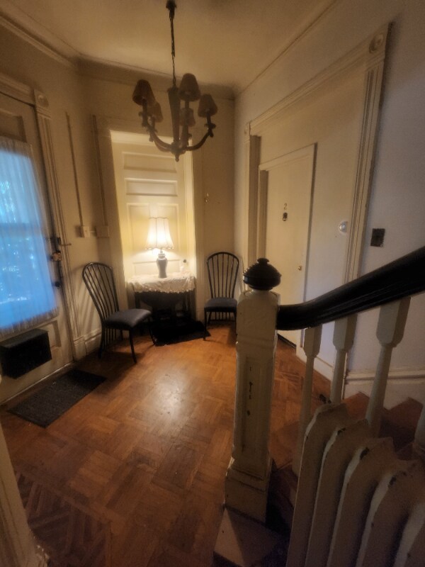 Building Photo - 816 W William St