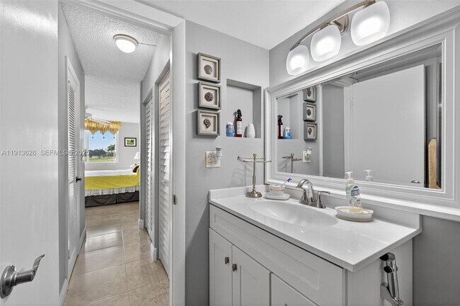 Building Photo - 8900 Washington St