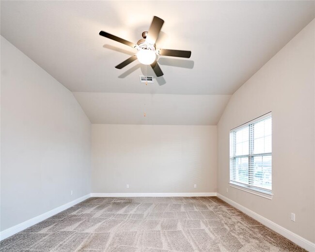 Building Photo - 117 Stonewood Ln