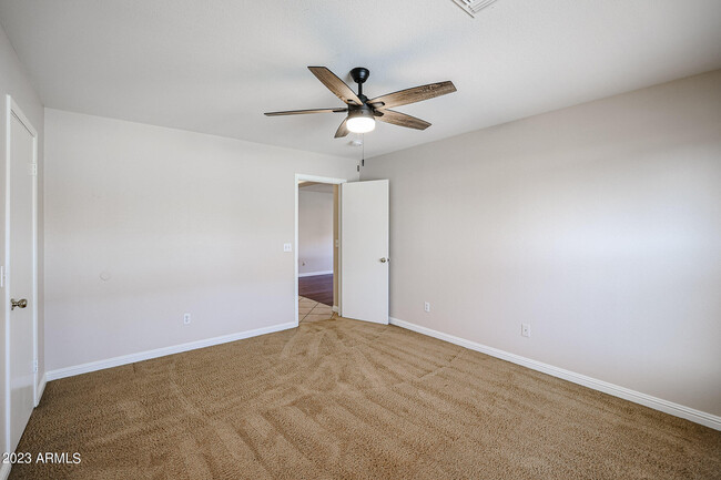 Building Photo - 10514 W Foothill Dr