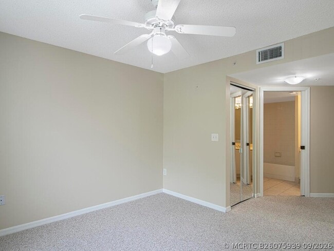 Building Photo - 100 Crestwood Ct N