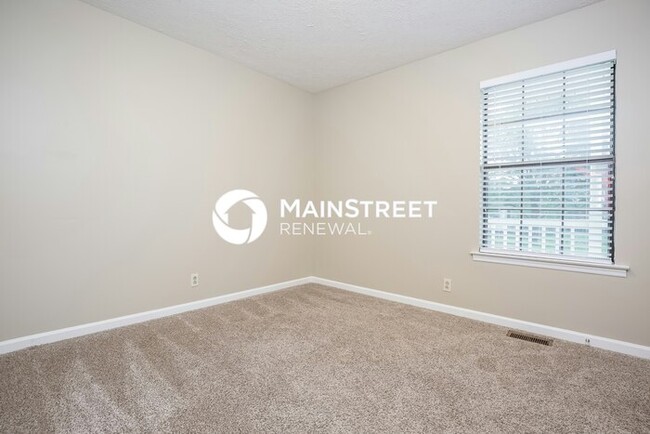 Building Photo - 785 Summer Hill Ln