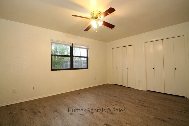 Building Photo - 2008 Continental Dr