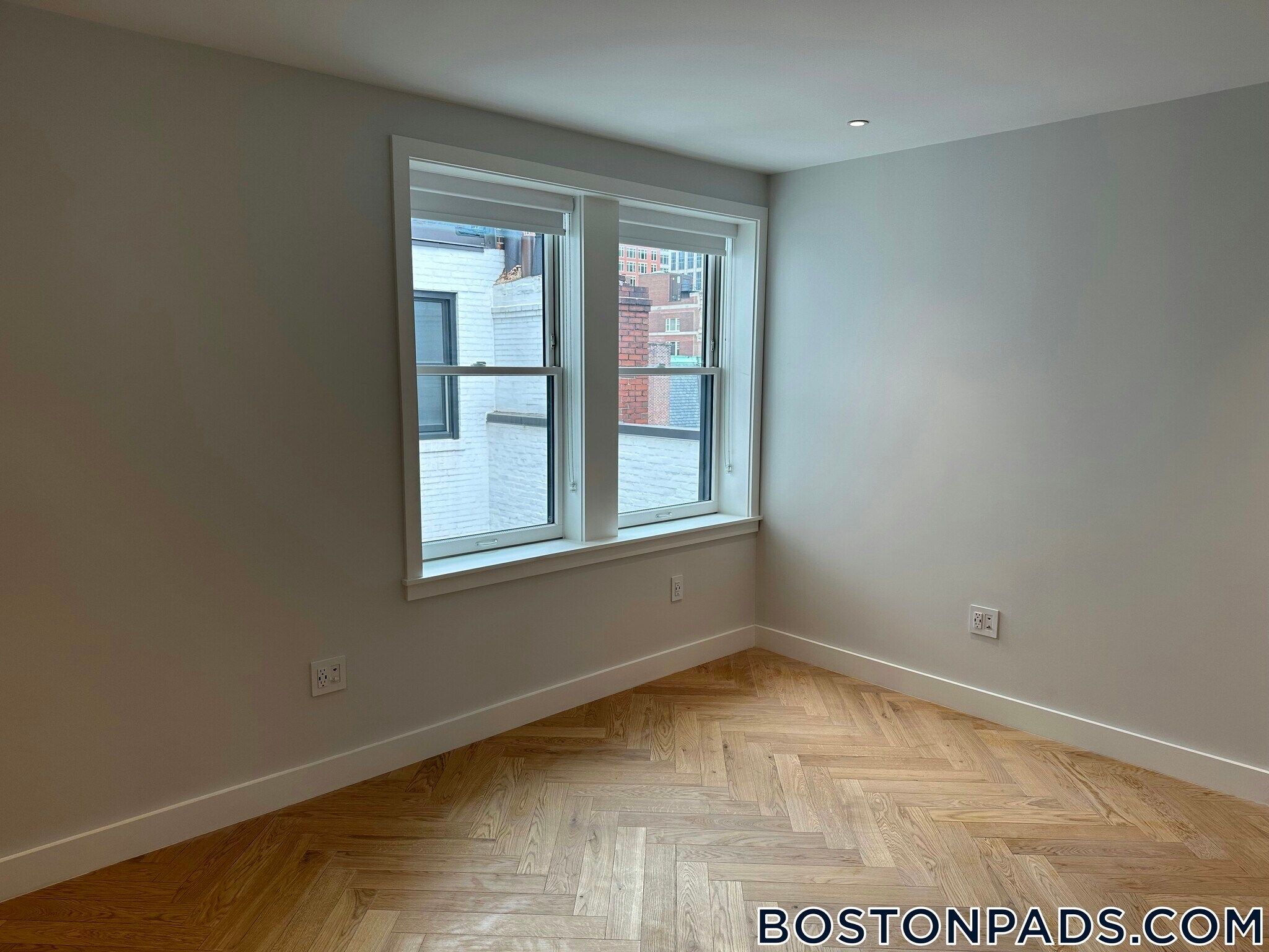 Building Photo - 12 Commonwealth Ave