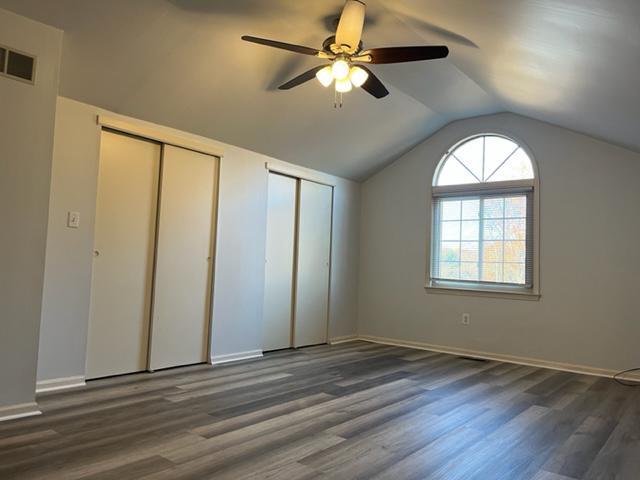 Building Photo - 369 Green Meadow Ln