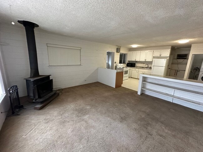 Building Photo - 13048 N Highland Cir