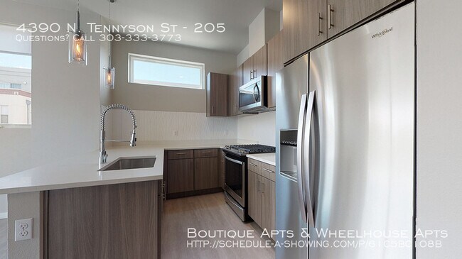 Building Photo - Boutique Apartments