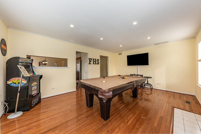 Building Photo - 2484 Warm Springs Ln