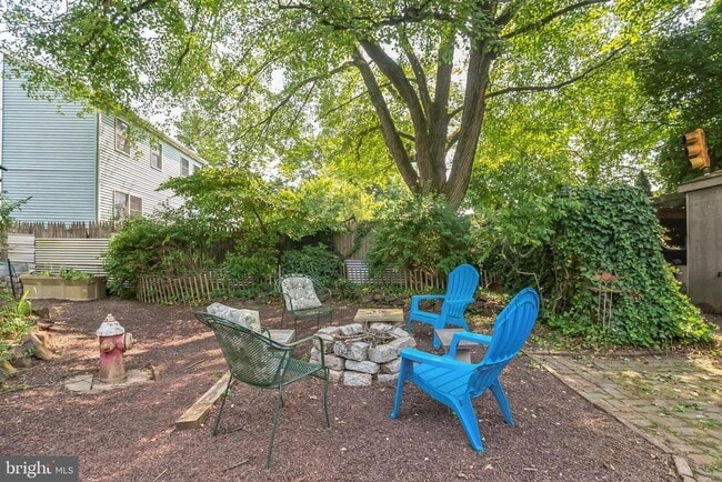 Building Photo - 808 Monroe Ave