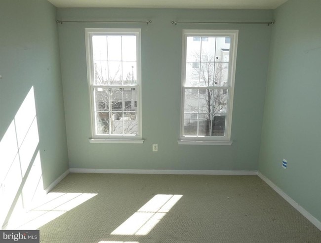 Building Photo - 2465 Army Navy Dr