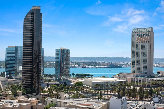 Building Photo - Stunning East Village 2 Bedroom at Alta! 2...