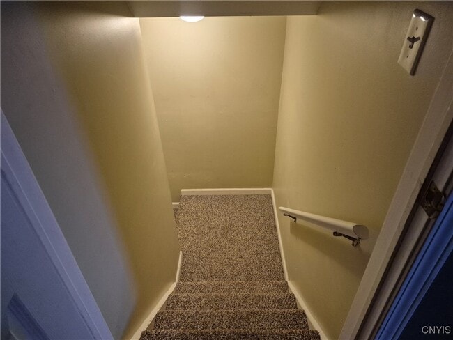 Building Photo - 100 Midlake Cir