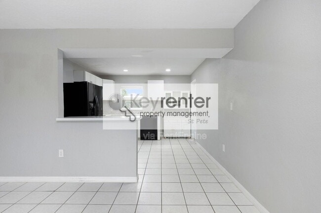 Building Photo - 5255 45th Ave N