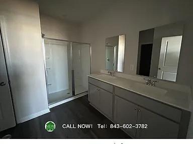Building Photo - 522 Firouz Dr